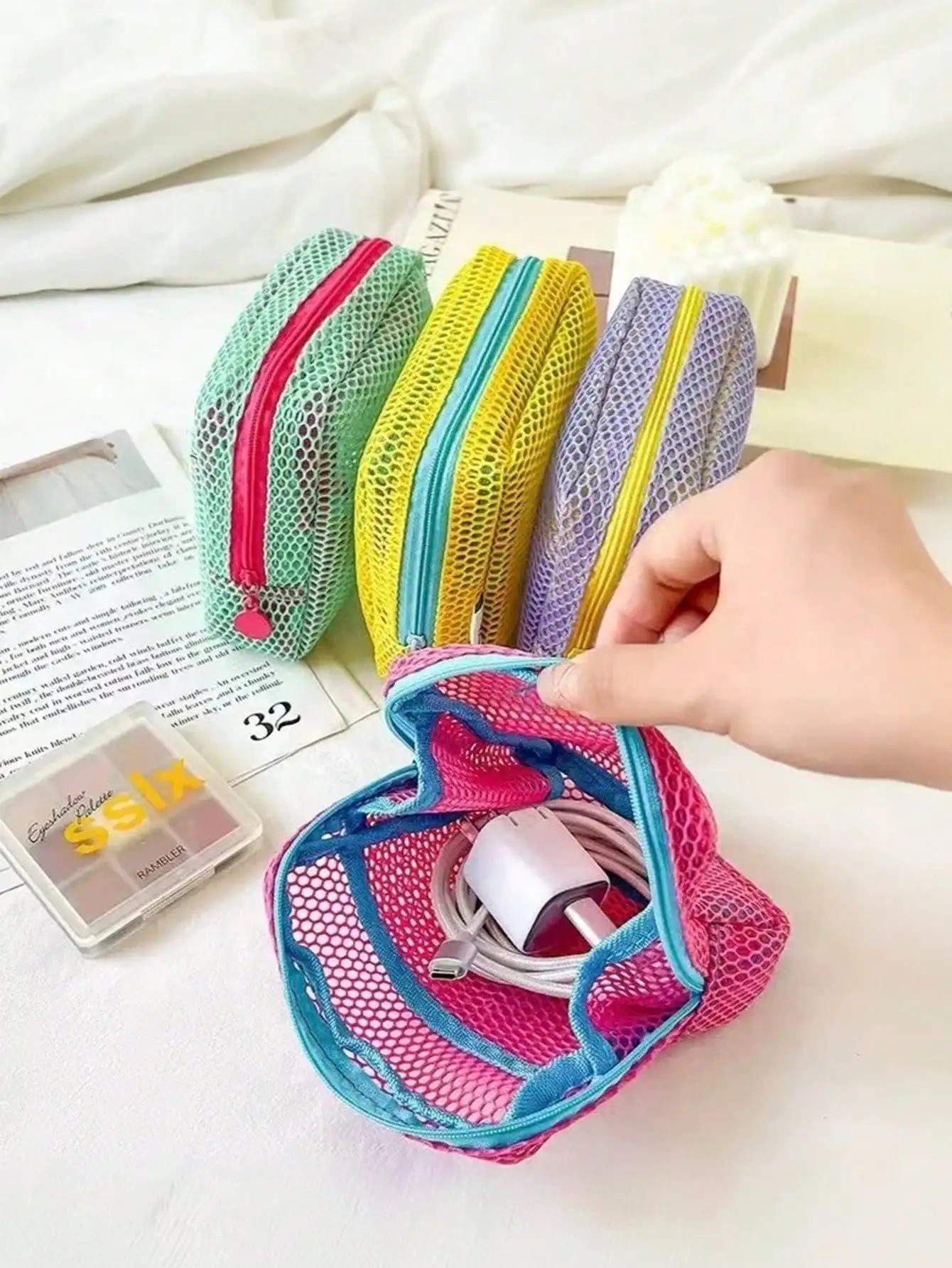 Mesh Travel Cosmetic Bag, Portable Zipper Makeup Organizer Pouch for Women Daily Use & Holiday Gifts
Mesh Travel Cosmetic Bag, Portable Zipper Makeup Organizer Pouch for Women Daily Use & Holiday Gifts