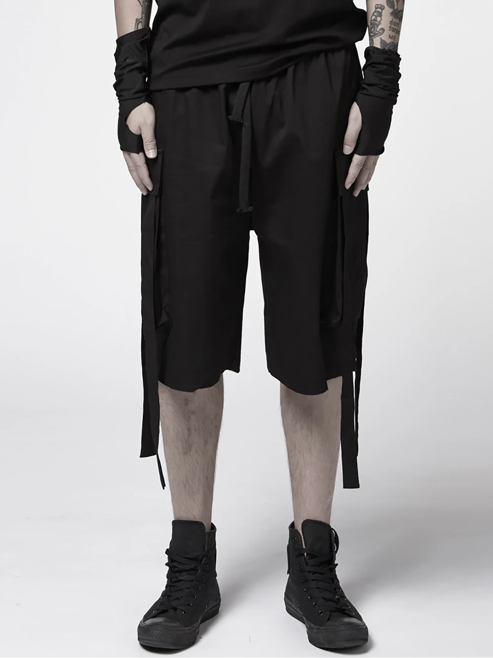 Summer Wash Straight Tube Loose Five Quarter Pants Popular Japanese Yamamoto Style Dark Personality men's Shorts
Summer Wash Straight Tube Loose Five Quarter Pants Popular Japanese Yamamoto Style Dark Personality men's Shorts
