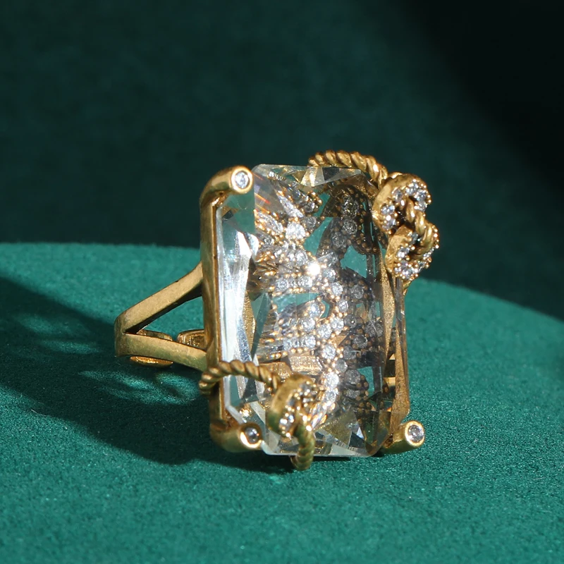 Vintage Jewelry Transparent Crystal Rings Natural Stone Gold Color Luxury Designe Antique Women Accessories Gifts Valentine 2025
Vintage Jewelry Transparent Crystal Rings Natural Stone Gold Color Luxury Designe Antique Women Accessories Gifts Valentine 2025