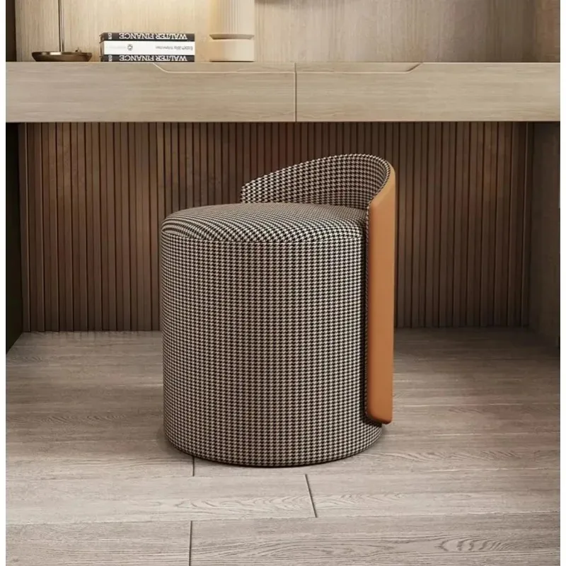 Luxury Modern Pink Velvet Footrest Stool Space-Saving Ottoman Pouf Soft Dressing Stool Storage Features for Bedroom Living Room
Luxury Modern Pink Velvet Footrest Stool Space-Saving Ottoman Pouf Soft Dressing Stool Storage Features for Bedroom Living Room