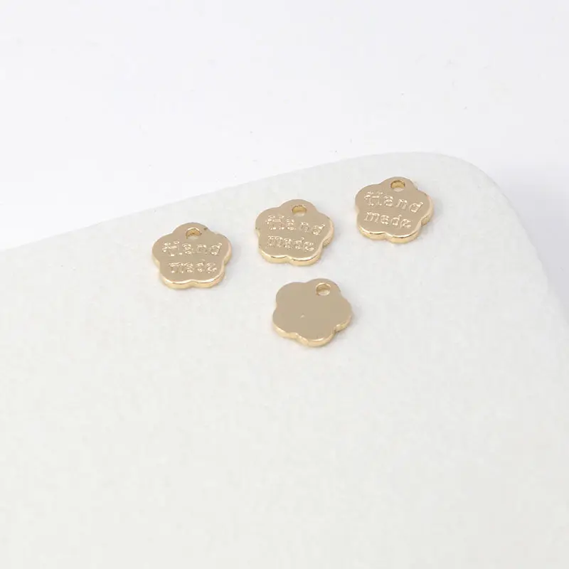 18K Matte Gold Oval Tag Engraved Wealth Blessing DIY Bracelet Necklace Charms
18K Matte Gold Oval Tag Engraved Wealth Blessing DIY Bracelet Necklace Charms