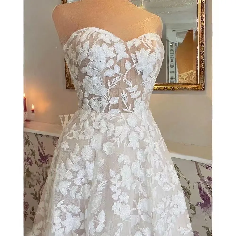 Beautiful Princess Off Shoulder Full Lace Wedding Dress Women Sweetheart Neck Civil Bridal Gown Customized 2025 Robe Mariage
Beautiful Princess Off Shoulder Full Lace Wedding Dress Women Sweetheart Neck Civil Bridal Gown Customized 2025 Robe Mariage