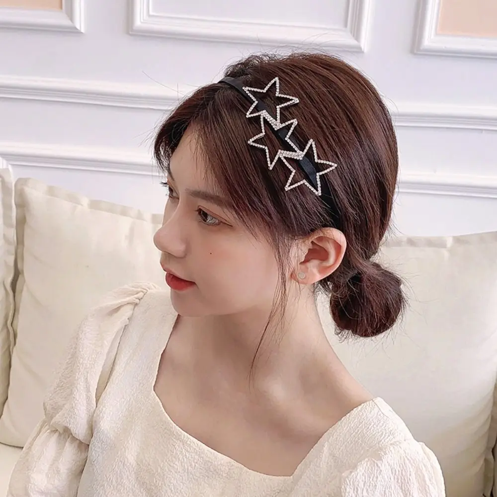 Sweet Diamond Star Headband Hollow Pentagram Y2K Pentagram Hairband Zinc Alloy Thin Star Hair Hoop Party
Sweet Diamond Star Headband Hollow Pentagram Y2K Pentagram Hairband Zinc Alloy Thin Star Hair Hoop Party