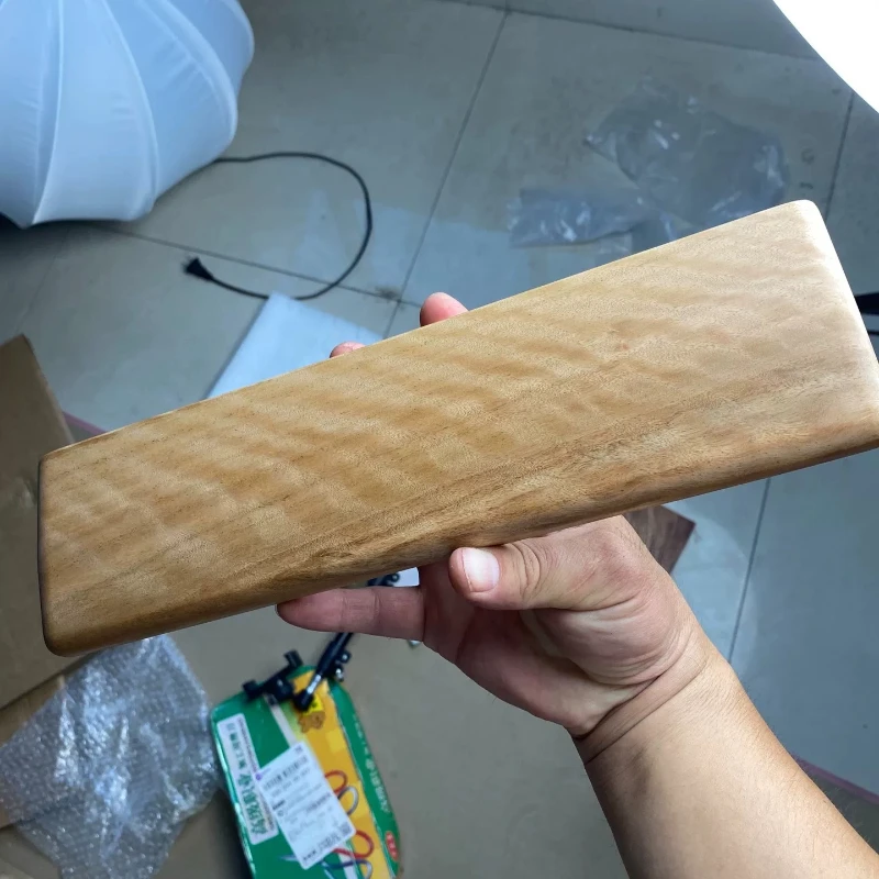 North American Black Walnut Wood Wrist Rest Custom Golden Water Ripples Palm Rest for Ergonomics Mechnical Keyboard Accessories
North American Black Walnut Wood Wrist Rest Custom Golden Water Ripples Palm Rest for Ergonomics Mechnical Keyboard Accessories