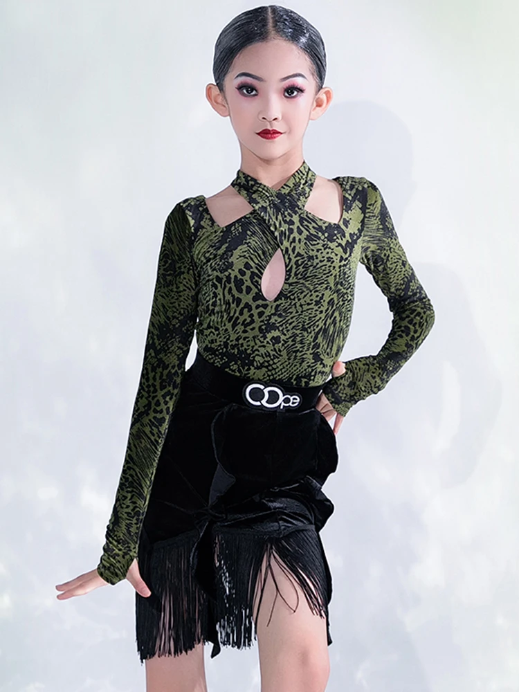 Kids Latin Dance Dress For Girls Winter Velvet Long Sleeves Tops Skirt Practice Suit Cha Cha Rumba Performance Costume BL11566
Kids Latin Dance Dress For Girls Winter Velvet Long Sleeves Tops Skirt Practice Suit Cha Cha Rumba Performance Costume BL11566