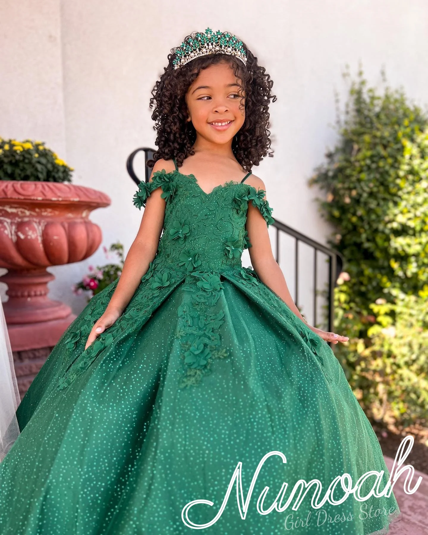 Dark Green Flower Girl Dress For Wedding Floral Lace Appliques Girl Birthday Party Gowns First Holy Communion Gowns Customized
Dark Green Flower Girl Dress For Wedding Floral Lace Appliques Girl Birthday Party Gowns First Holy Communion Gowns Customized