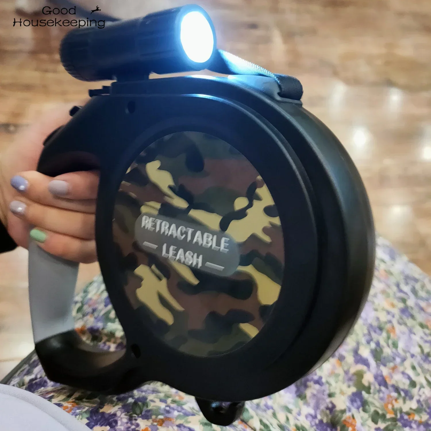 Выдвижной поводок для собак с подсветкой, автоматический выдвижной большой поводок для домашних животных, прочная тяговая веревка для домашних животных для прогулок больших собак, 190 кг
Выдвижной поводок для собак с подсветкой, автоматический выдвижной большой поводок для домашних животных, прочная тяговая веревка для домашних животных для прогулок больших собак, 190 кг