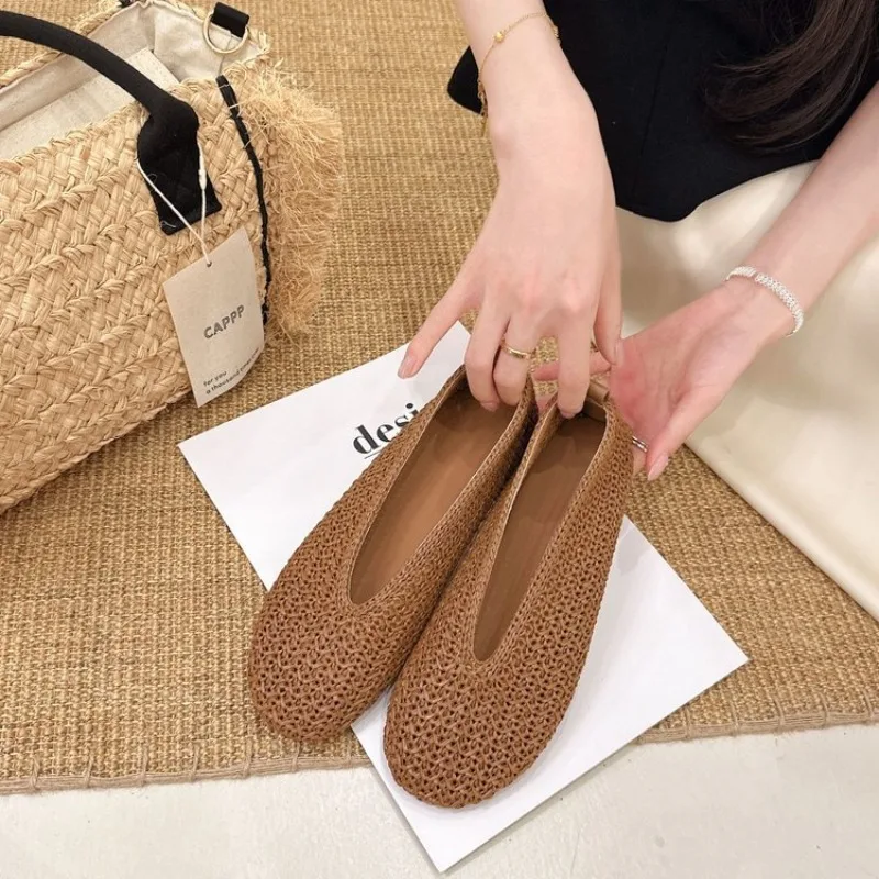 2026 New Niche Square-toe Flat-soled Deep-mouth Single Shoes British Slip-on Matte Loafers for Women
2026 New Niche Square-toe Flat-soled Deep-mouth Single Shoes British Slip-on Matte Loafers for Women