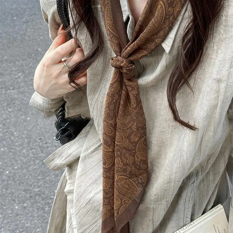 Fashionable Walnut Pattern Scarf Women's Accessory Stylish Trendy Neck Warmer Spring 2026 High-End Feelings Floral Print
Fashionable Walnut Pattern Scarf Women's Accessory Stylish Trendy Neck Warmer Spring 2026 High-End Feelings Floral Print
