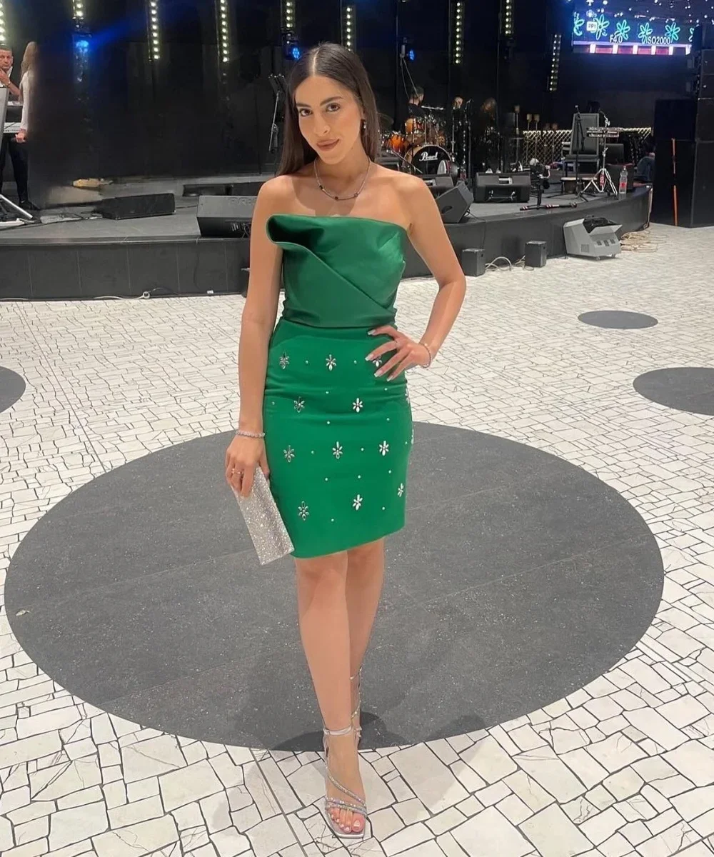 Customized Modern Style Flower Pleat Straight Strapless Mini Dresses Cocktail Dresses Chinese Style High Quality Sparkle Matchin
Customized Modern Style Flower Pleat Straight Strapless Mini Dresses Cocktail Dresses Chinese Style High Quality Sparkle Matchin