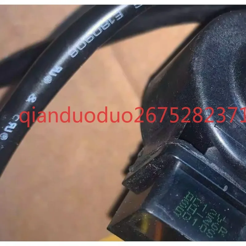 Suitable for electronic expansion valve coils of secondary machines, with an inner hole diameter of 1.7 cm and five wires
Suitable for electronic expansion valve coils of secondary machines, with an inner hole diameter of 1.7 cm and five wires