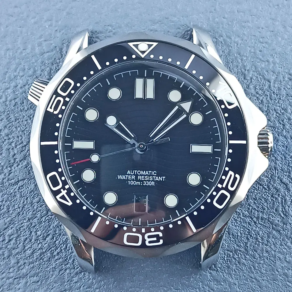 42mm watch case 316L stainless steel sapphire glass suitable for 31.5mm dial NH35 movement seahorse watch replacement parts
42mm watch case 316L stainless steel sapphire glass suitable for 31.5mm dial NH35 movement seahorse watch replacement parts
