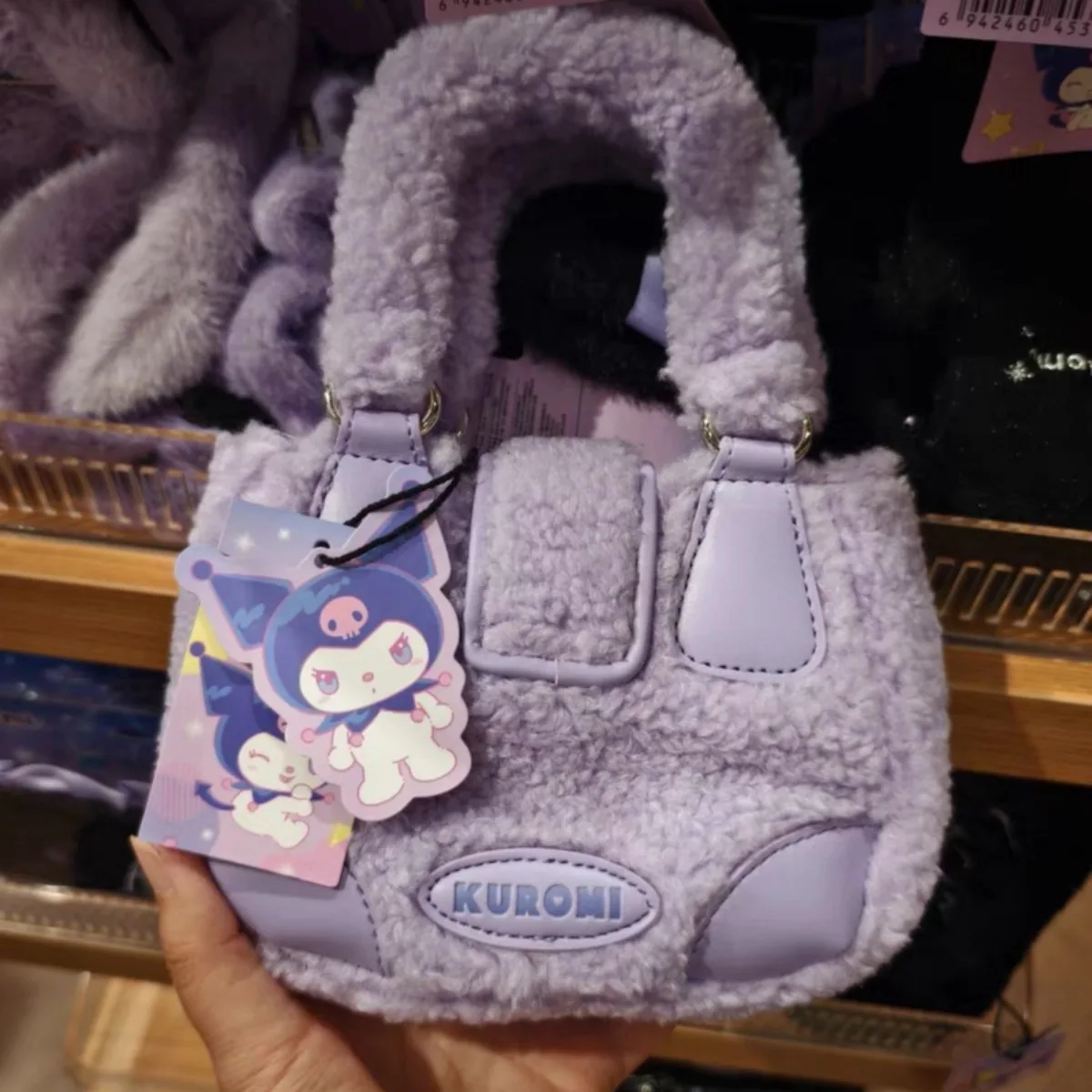 Плюшевая сумка-кроссбоди Sanrio Kuromi с блестками, легкая, милая, кавайная, портативная, прочная, мягкая, компактная, подарок
Плюшевая сумка-кроссбоди Sanrio Kuromi с блестками, легкая, милая, кавайная, портативная, прочная, мягкая, компактная, подарок