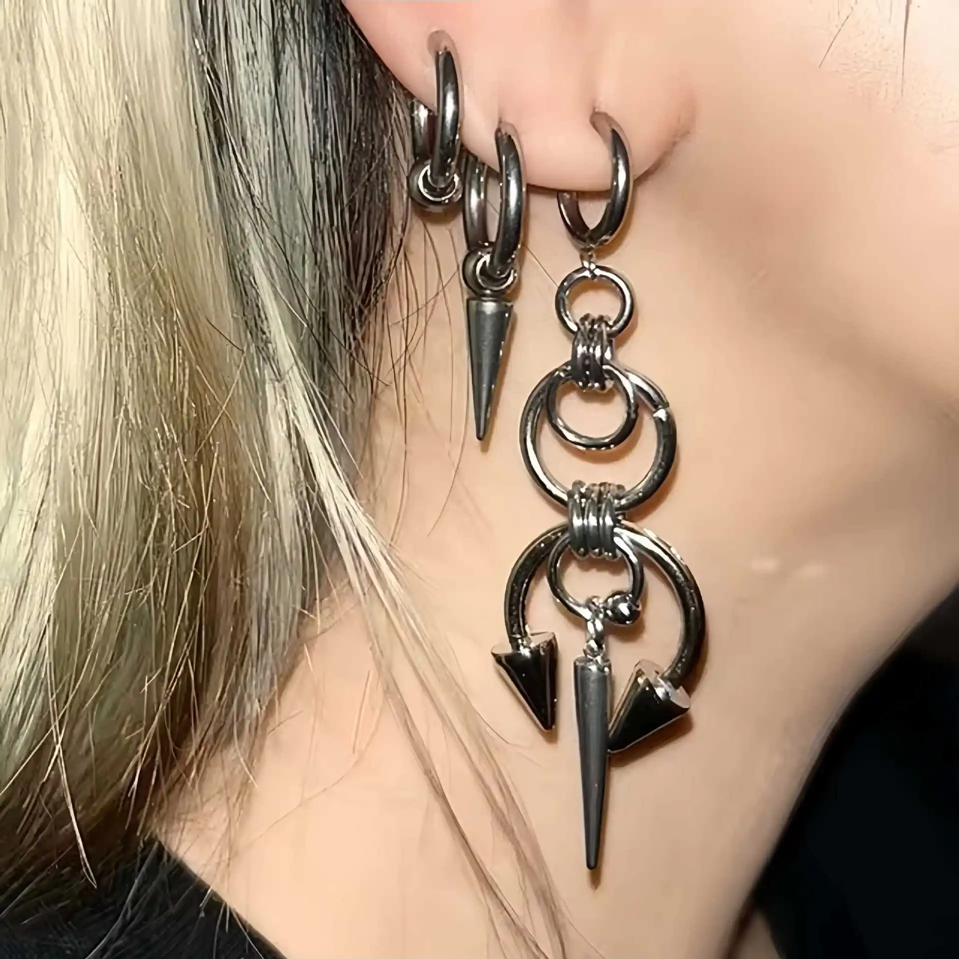 1pair Grunge Rock Stainless Steel Jewelry Chains Stitched Rivet Earrings for Women Fashion Goth Earrings Charms Punk Accessories
1pair Grunge Rock Stainless Steel Jewelry Chains Stitched Rivet Earrings for Women Fashion Goth Earrings Charms Punk Accessories