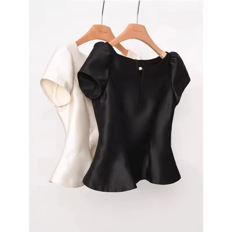 Elegant Solid O-Neck Puff Sleeve Shirts Women 2026 Spring Summer Temperament Loose Zipper Femal Blouses Party Club Fashion Tops
Elegant Solid O-Neck Puff Sleeve Shirts Women 2026 Spring Summer Temperament Loose Zipper Femal Blouses Party Club Fashion Tops