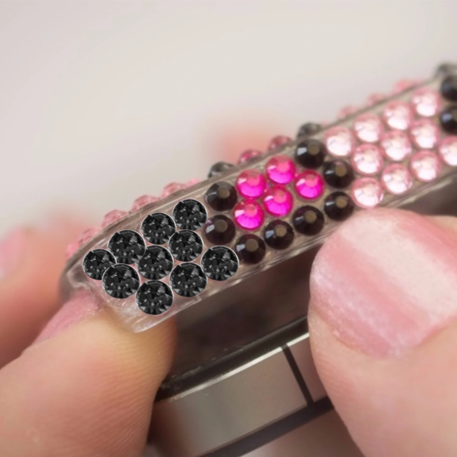 234pcs Acrylic Rhinestones 5mm Self Adhesive Crystal Stickers Round Gems for Adhensive Rhinstone Car Bike House DIY 
234pcs Acrylic Rhinestones 5mm Self Adhesive Crystal Stickers Round Gems for Adhensive Rhinstone Car Bike House DIY