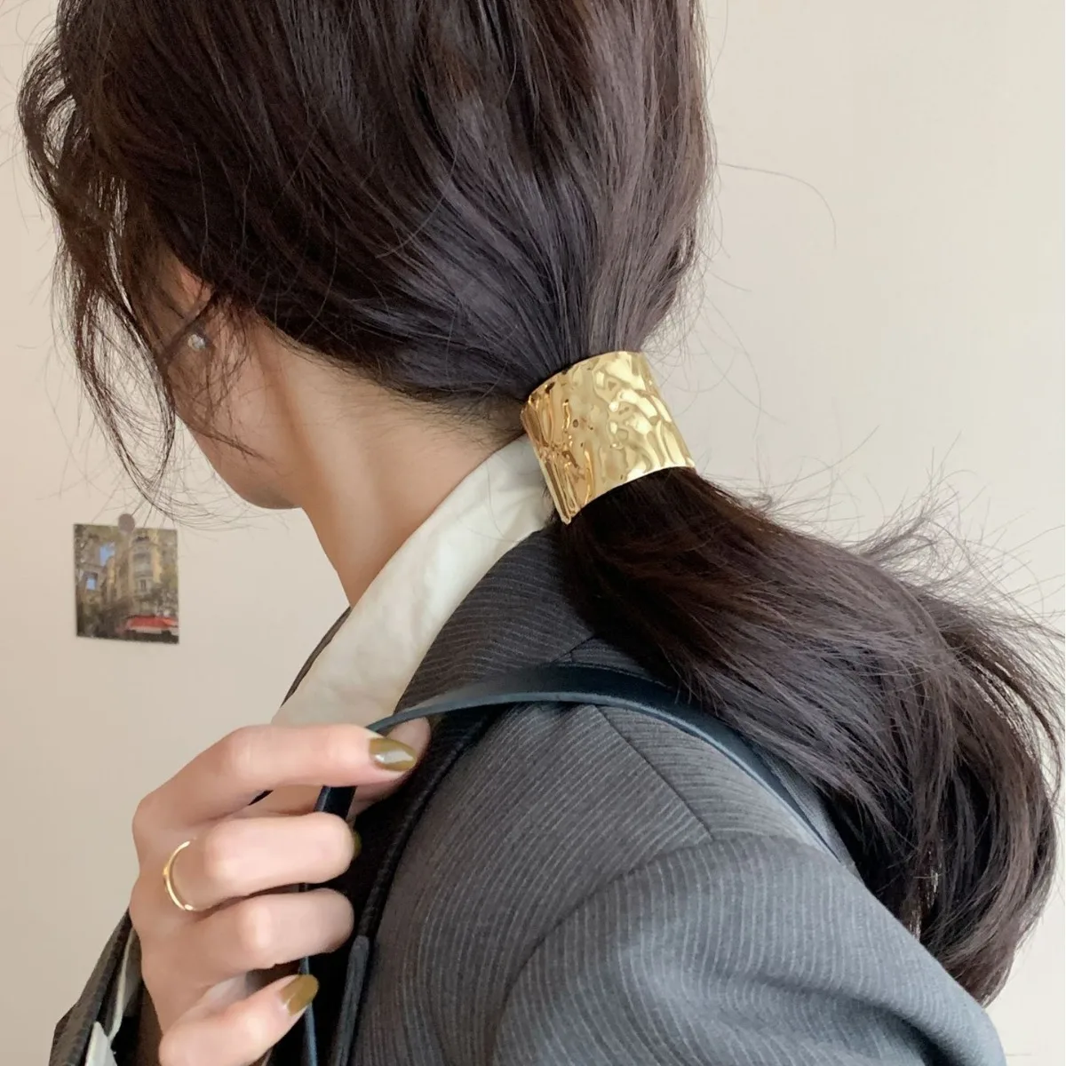 Metal Hair Hook Cool Tone Textured Retro Hair Pin For Women Back Head Low Ponytail Daily Silver
Metal Hair Hook Cool Tone Textured Retro Hair Pin For Women Back Head Low Ponytail Daily Silver