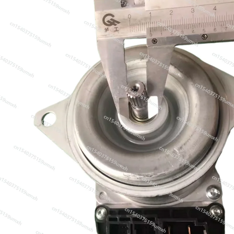 12V Brushless Motor 12V 2500RPM Idle Current 1.31A Shaft Length 2.8 Cm
12V Brushless Motor 12V 2500RPM Idle Current 1.31A Shaft Length 2.8 Cm