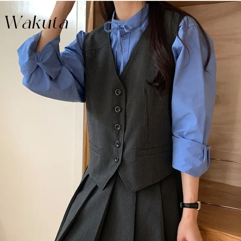 WAKUTA Korean Old Money Style High-end Suit Vest Spring Layered Versatile V-neck Sleeveless Vests Retro Y2K Top Female Clothing
WAKUTA Korean Old Money Style High-end Suit Vest Spring Layered Versatile V-neck Sleeveless Vests Retro Y2K Top Female Clothing