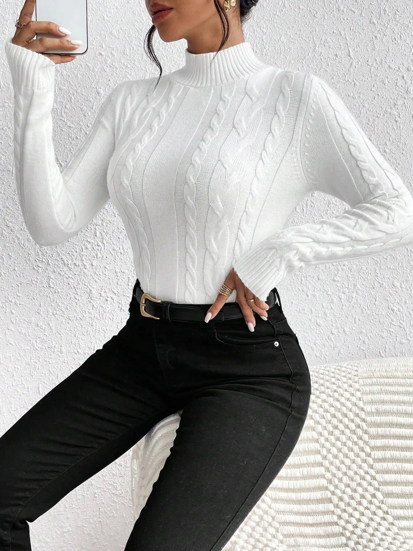 Белый вязаный свитер с воротником-стойкой, пуловер с длинными рукавами для осенне-зимней повседневной одежды
Белый вязаный свитер с воротником-стойкой, пуловер с длинными рукавами для осенне-зимней повседневной одежды