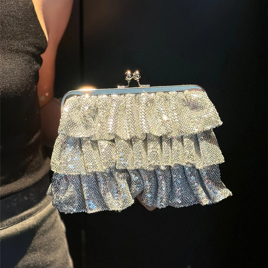 Sequined Pleated Evening Bag For Women Shell Clip Handbags Clutch Purses And Handbags Wedding Party Chains Commuter Shoulder Bag
Sequined Pleated Evening Bag For Women Shell Clip Handbags Clutch Purses And Handbags Wedding Party Chains Commuter Shoulder Bag