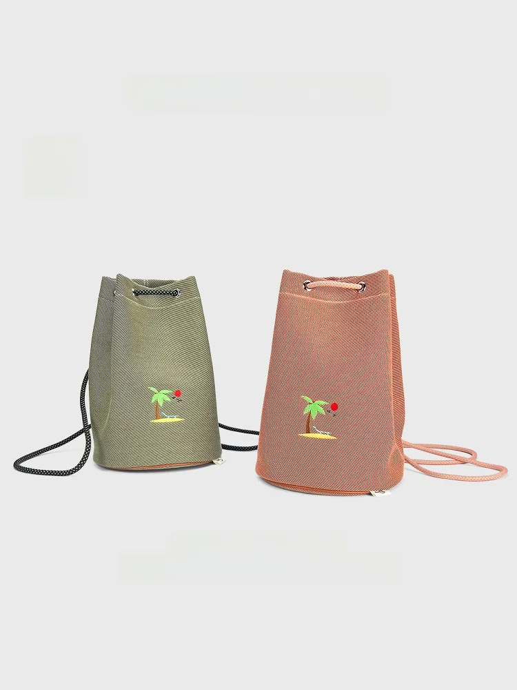 SpicyCapSoul Original Canvas Outdoor Beach Shoulder Bag Youth Daily Use Support Water Bottle Zinc Alloy Buckle Drawstring
SpicyCapSoul Original Canvas Outdoor Beach Shoulder Bag Youth Daily Use Support Water Bottle Zinc Alloy Buckle Drawstring