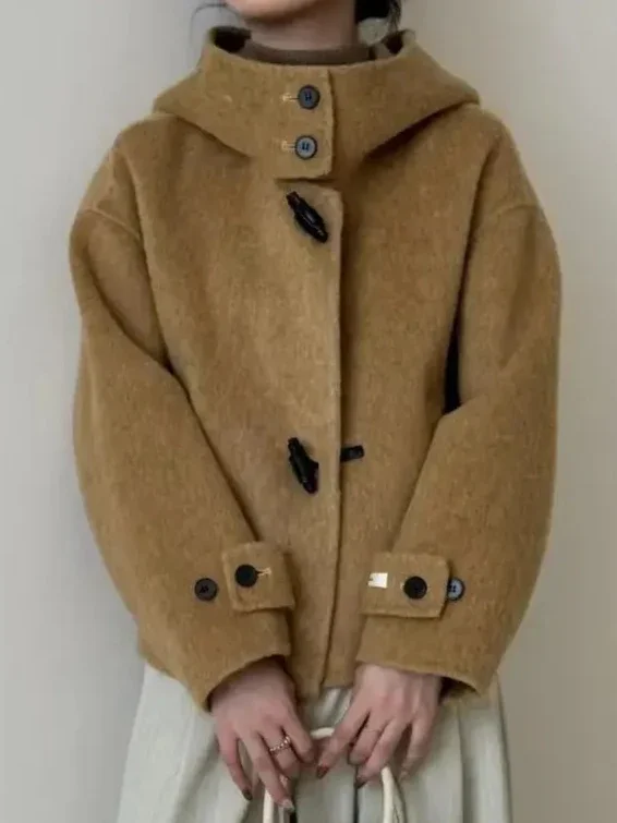 Autumn and Winter Fashion New Women's Woolen Coat Commuter Loose Short Hooded Jacket
Autumn and Winter Fashion New Women's Woolen Coat Commuter Loose Short Hooded Jacket