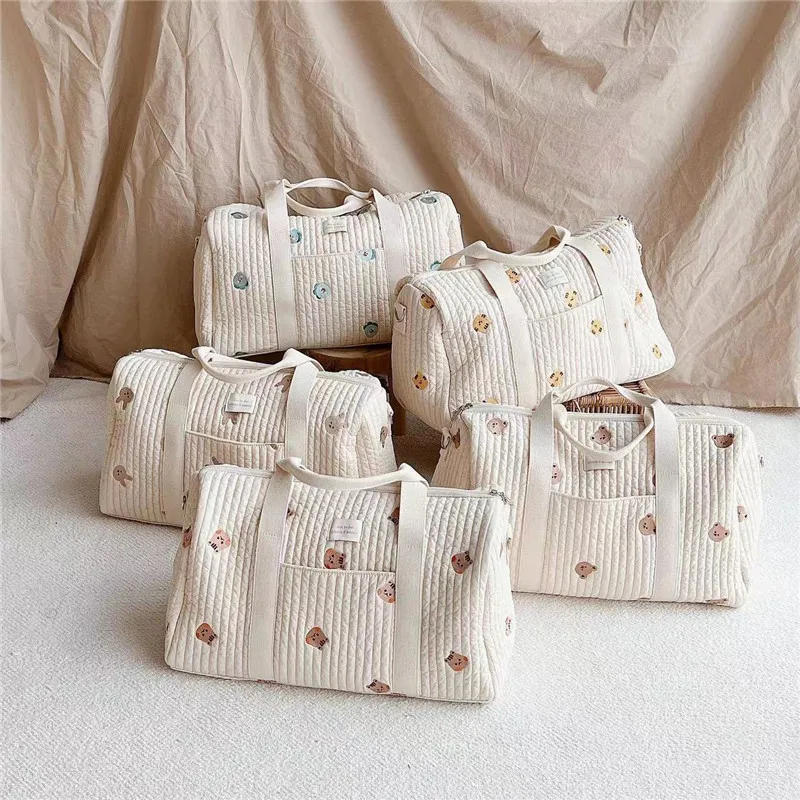 1pc 48x24x28CM Embroidered Short Distance Travel Large Capacity Backpack Lightweight Storage Boston Mom Shoulder Crossbody Bag
1pc 48x24x28CM Embroidered Short Distance Travel Large Capacity Backpack Lightweight Storage Boston Mom Shoulder Crossbody Bag
