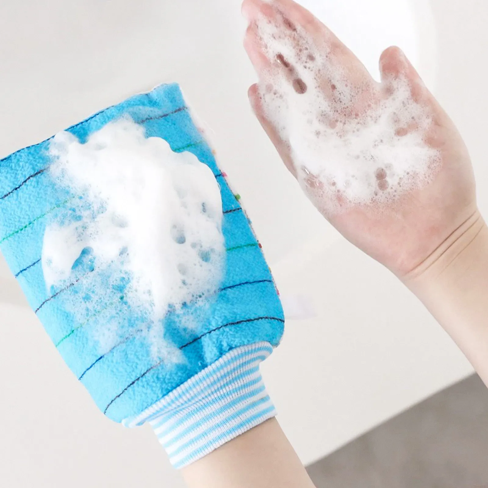 Bathing Glove Premium Material Shower Cleaning Exfoliating Body Scrubber Gloves Double Sided Bath Towel Smooth Clean Bubble
Bathing Glove Premium Material Shower Cleaning Exfoliating Body Scrubber Gloves Double Sided Bath Towel Smooth Clean Bubble