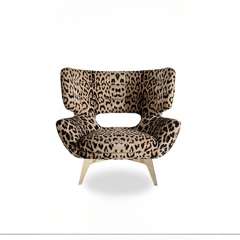 Italian light luxury wild fabric metal base leisure chair designer villa luxury living room senior back chair
Italian light luxury wild fabric metal base leisure chair designer villa luxury living room senior back chair