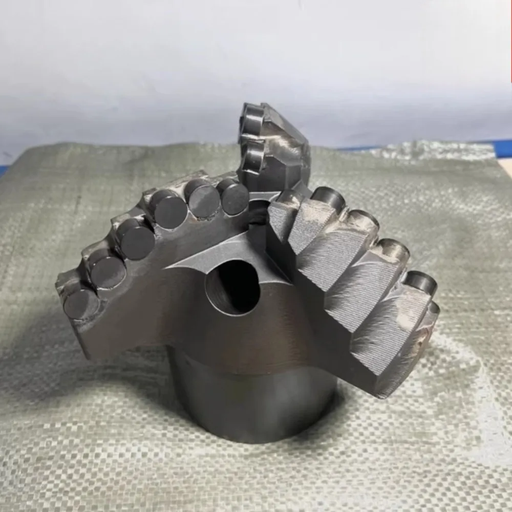 Three-wing Coreless Scraper Composite Rock Drill Bit Manufacturer Direct Sales
Three-wing Coreless Scraper Composite Rock Drill Bit Manufacturer Direct Sales