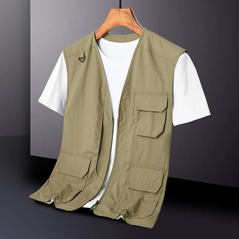 Men's Multi-Pocket Casual Vest Quick-Drying Breathable Fishing Photography Workwear Summer Autumn Spring Travel Tourist Wear
Men's Multi-Pocket Casual Vest Quick-Drying Breathable Fishing Photography Workwear Summer Autumn Spring Travel Tourist Wear