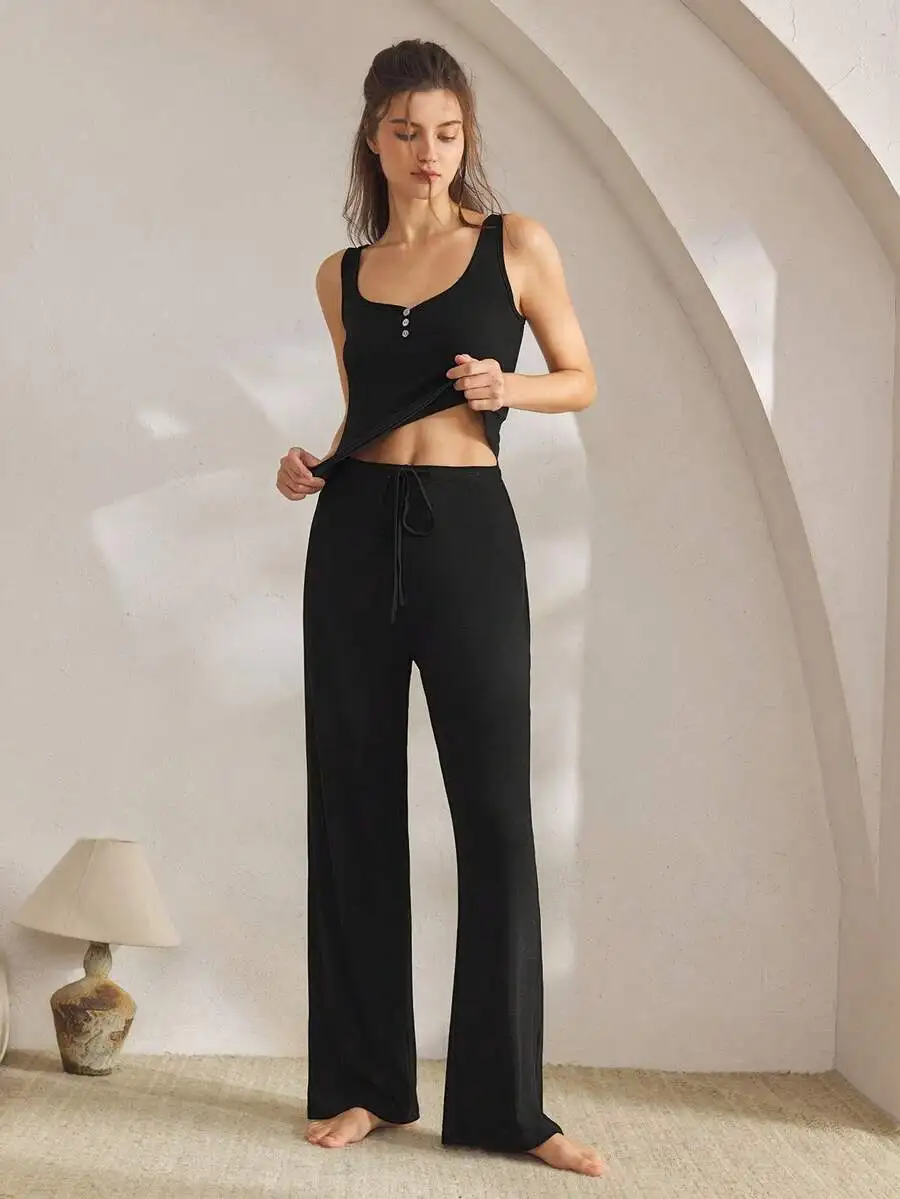Comfortable Minimalist Sleeveless Button Front Pajama Set Women Loungewear
Comfortable Minimalist Sleeveless Button Front Pajama Set Women Loungewear