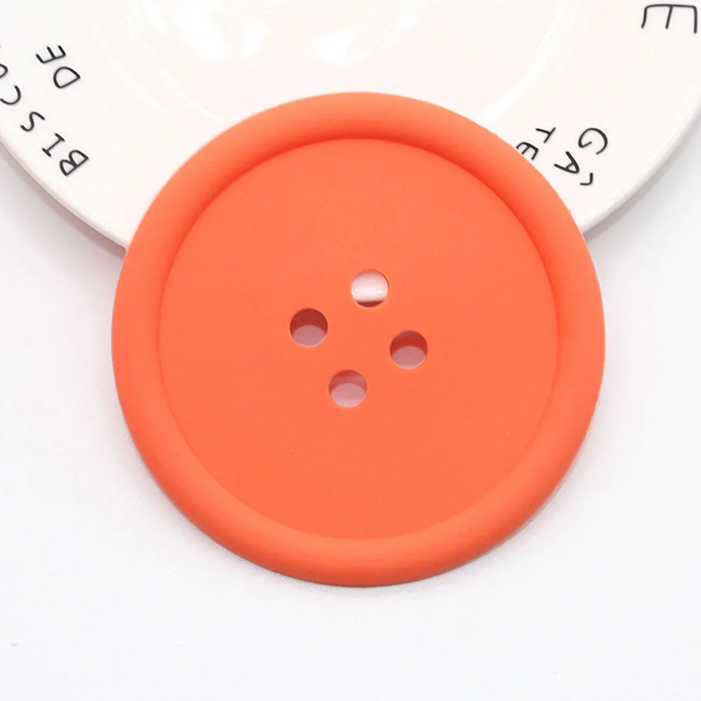 Table Placemat Coasters 5 Pcs Button Styling Easy Cleaning High Flexibility Tea Cup Mug Drinks Heat Insulation
Table Placemat Coasters 5 Pcs Button Styling Easy Cleaning High Flexibility Tea Cup Mug Drinks Heat Insulation