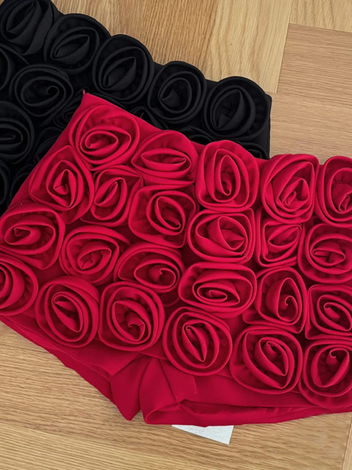 Sweet Mini Skirt Shorts 3D Rose Flower Shorts Y2K Korean Fashion 2025 Stylish Short Pants Ladies Luxury Designer Clothing Woman
Sweet Mini Skirt Shorts 3D Rose Flower Shorts Y2K Korean Fashion 2025 Stylish Short Pants Ladies Luxury Designer Clothing Woman