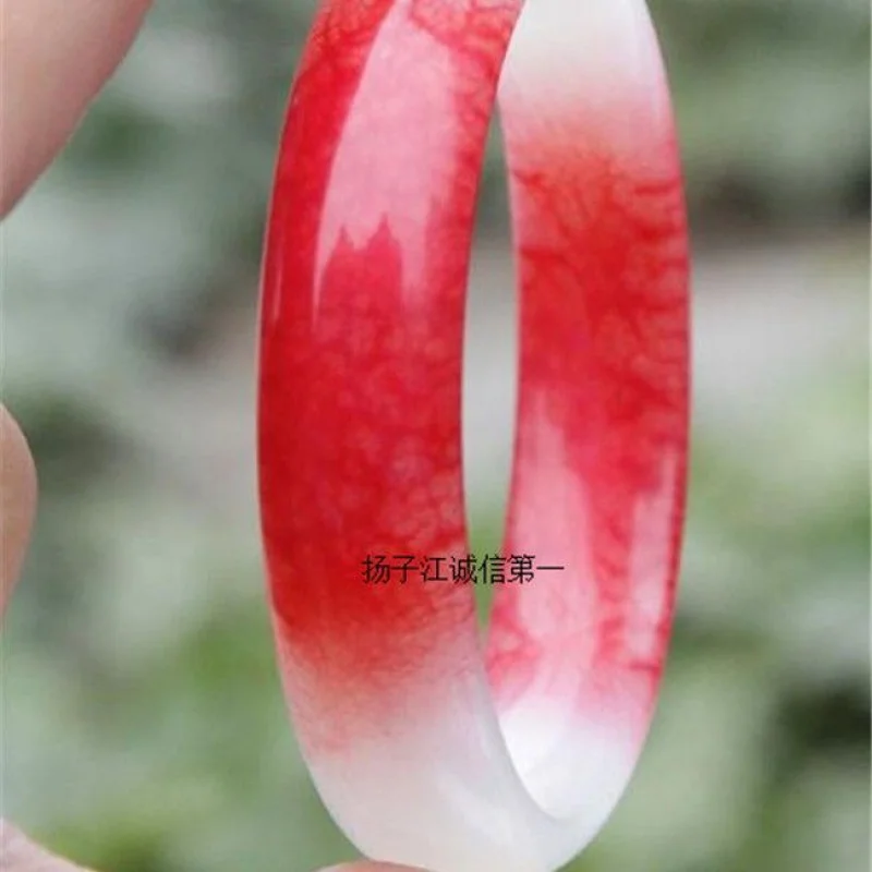 Natural Carved Phoenix Blood Jade Bracelet Jade Bracelet Female Blood Silk Transparent Cinnabar Jade Jade Bracelet Jewelry Gift
Natural Carved Phoenix Blood Jade Bracelet Jade Bracelet Female Blood Silk Transparent Cinnabar Jade Jade Bracelet Jewelry Gift