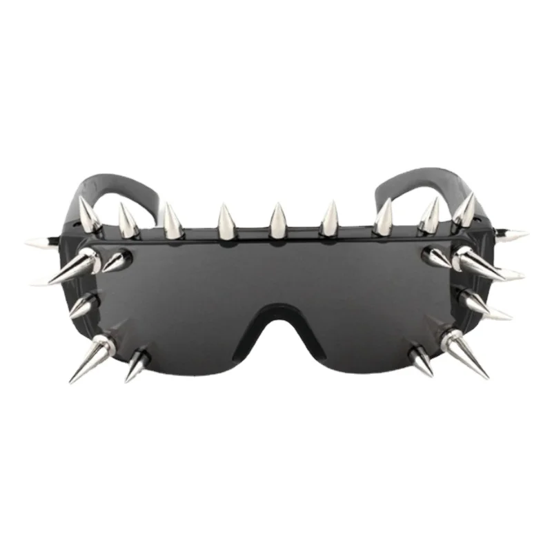 New European and American Fashion Cool Personality Fashion Rivet Sunglasses Men's and Women's Ball Props Photography
New European and American Fashion Cool Personality Fashion Rivet Sunglasses Men's and Women's Ball Props Photography