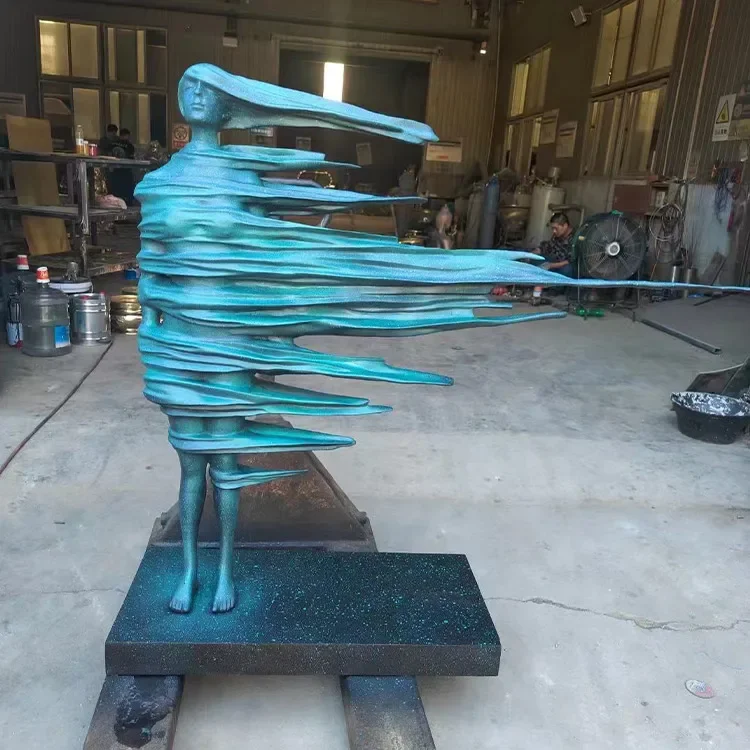 Custom 1.5m Unique Home Decor Modern Art Hallway Bronze Sculpture Woman in Strong Wind Sculpture Abstract Modern Bronze Statue
Custom 1.5m Unique Home Decor Modern Art Hallway Bronze Sculpture Woman in Strong Wind Sculpture Abstract Modern Bronze Statue