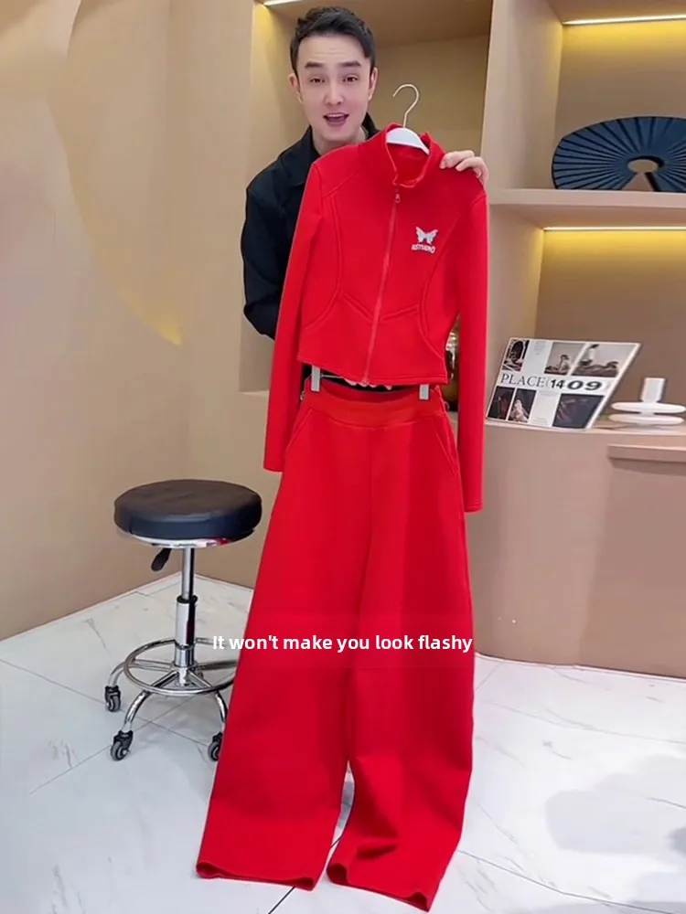 Red Casual Sportswear Set Women's Spring 2026 Fashion High-End Knitted Sweater Wide Leg Pants Two-Piece Suit Elegant Style
Red Casual Sportswear Set Women's Spring 2026 Fashion High-End Knitted Sweater Wide Leg Pants Two-Piece Suit Elegant Style