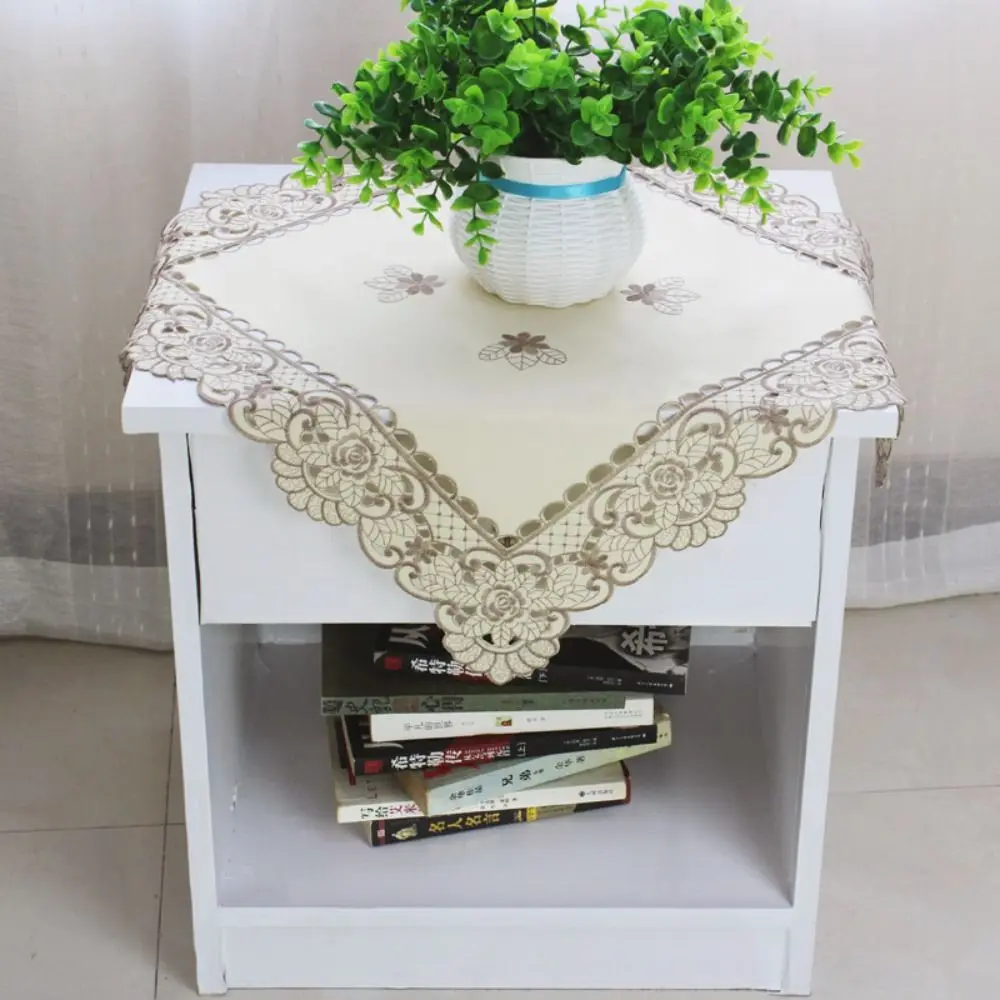 White Embroidered Lace Tablecloth Rectangular Fabric Floral Dust Cover Vintage Satin Dining Tables Cover Wedding
White Embroidered Lace Tablecloth Rectangular Fabric Floral Dust Cover Vintage Satin Dining Tables Cover Wedding