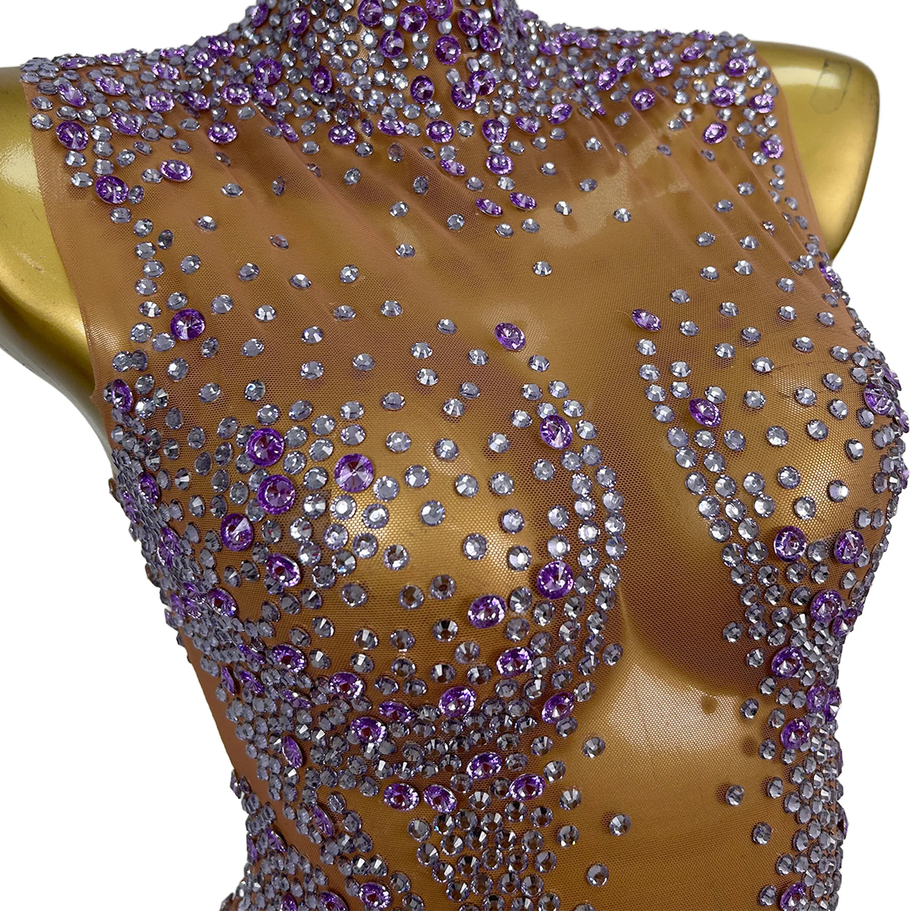 Menglong Luxury Woman Party Evening Gown Sparkling Purple Diamond See Through Mesh Jumpsuit Bar Stage Performance Outfit
Menglong Luxury Woman Party Evening Gown Sparkling Purple Diamond See Through Mesh Jumpsuit Bar Stage Performance Outfit