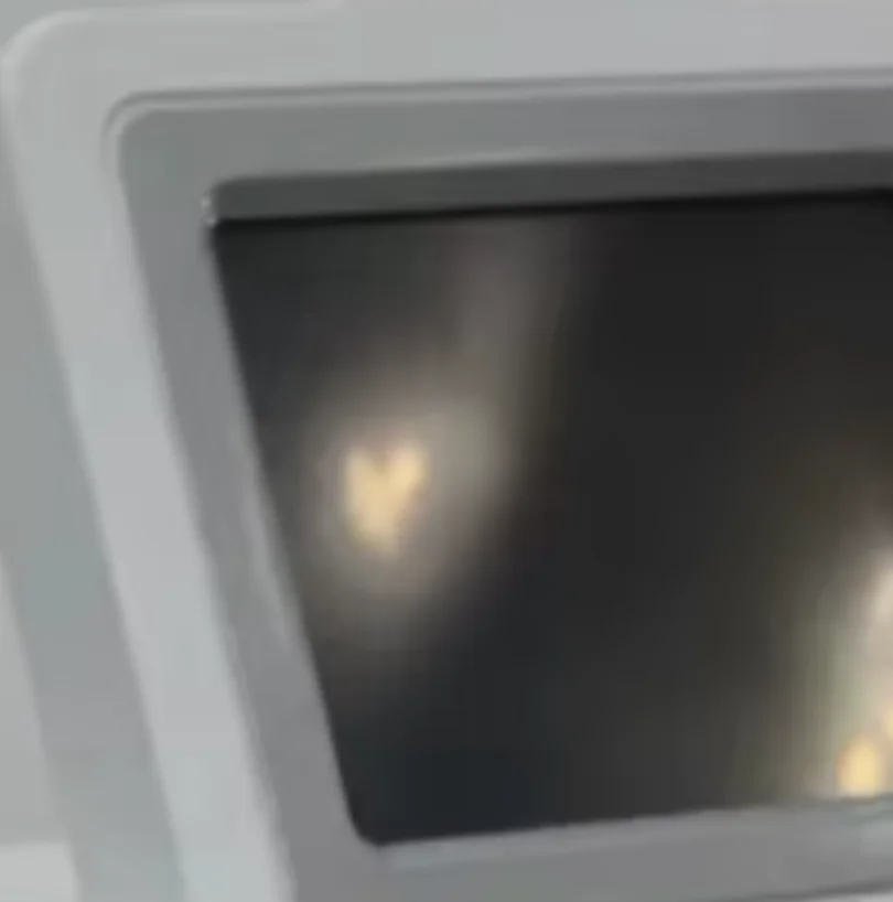 Professional IPL+OPT Laser Hair Removal Device Painless E-Light Skin Whitening Fast Permanent Epilator Machine for Salon Use
Professional IPL+OPT Laser Hair Removal Device Painless E-Light Skin Whitening Fast Permanent Epilator Machine for Salon Use