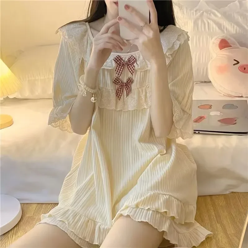 Women's Summer Pajamas Two-Piece Set Of Female New Princess Style Pajamas Bow Short-Sleeved Shorts Loose Casual Homewear
Women's Summer Pajamas Two-Piece Set Of Female New Princess Style Pajamas Bow Short-Sleeved Shorts Loose Casual Homewear