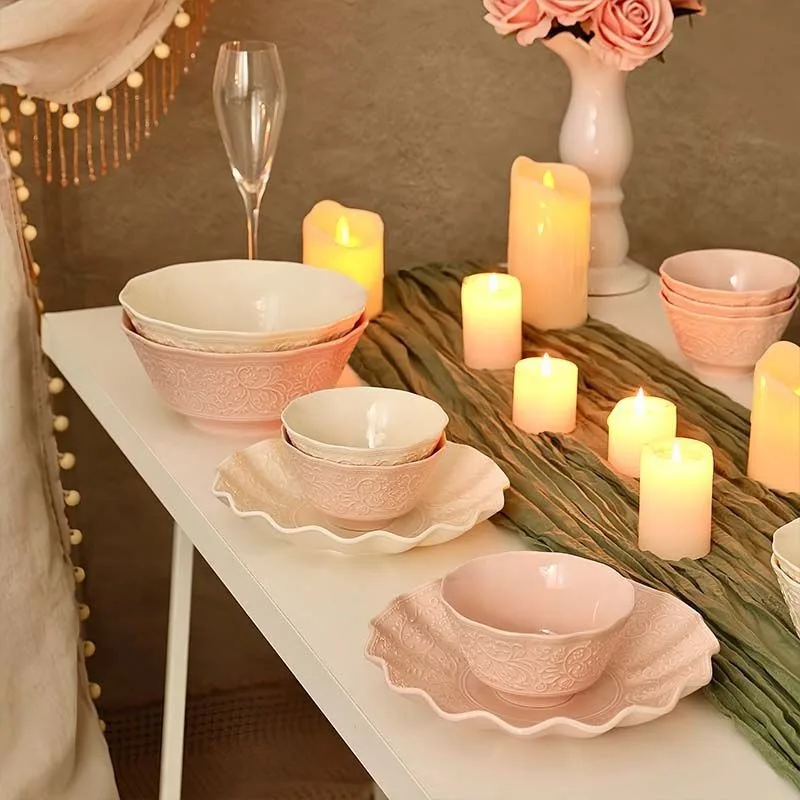 High-value underglaze ceramic tableware gift box set, dish plate set, housewarming wedding gift, dish and chopstick set
High-value underglaze ceramic tableware gift box set, dish plate set, housewarming wedding gift, dish and chopstick set
