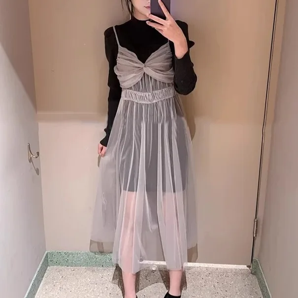 Spring 2024 New Pure Color Versatile round Neck Knitted Sweater Strap Thin Veil Dress Two Piece Set Women's Fashion Ensemble
Spring 2024 New Pure Color Versatile round Neck Knitted Sweater Strap Thin Veil Dress Two Piece Set Women's Fashion Ensemble