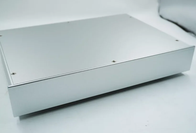 YR/ All aluminum amplifier chassis /Decoder/ power filter/Power Amplifier Chassis/ AMP Enclosure DIY box (375 *60 *269mm)
YR/ All aluminum amplifier chassis /Decoder/ power filter/Power Amplifier Chassis/ AMP Enclosure DIY box (375 *60 *269mm)