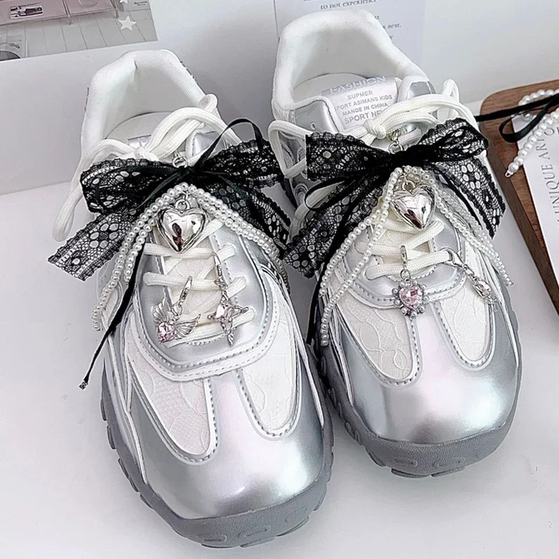 1 Pcs Luxury Lace Pearl Bow Shoelaces Charms DIY Pendant Love Shoes Chain Buckle Sneakers Decorative Shoe Charm Accessories
1 Pcs Luxury Lace Pearl Bow Shoelaces Charms DIY Pendant Love Shoes Chain Buckle Sneakers Decorative Shoe Charm Accessories
