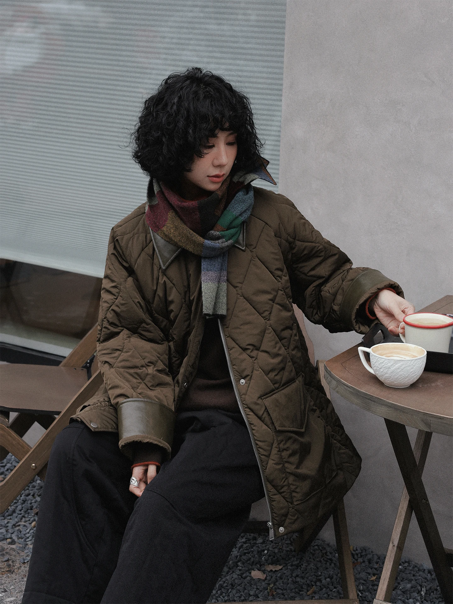 Женская зимняя хлопковая стеганая куртка Amber Jazz с ромбовидным узором, теплая верхняя одежда в стиле милитари, рабочая куртка
Женская зимняя хлопковая стеганая куртка Amber Jazz с ромбовидным узором, теплая верхняя одежда в стиле милитари, рабочая куртка