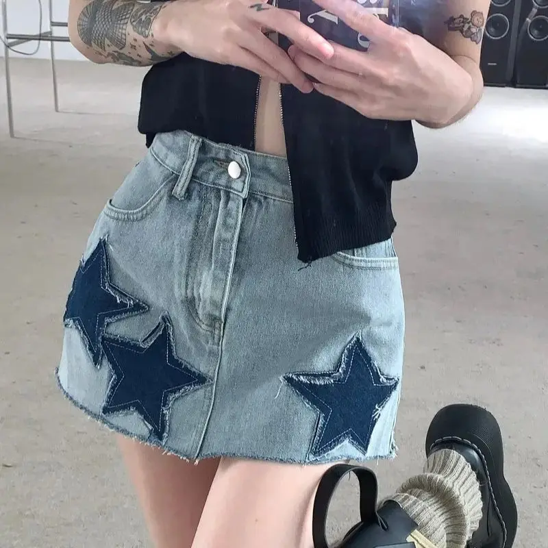 American Retro Star A-Line Skirt Women Spring Summer 2025 New Hot Girl Design High Waist Slim Denim Skirt
American Retro Star A-Line Skirt Women Spring Summer 2025 New Hot Girl Design High Waist Slim Denim Skirt