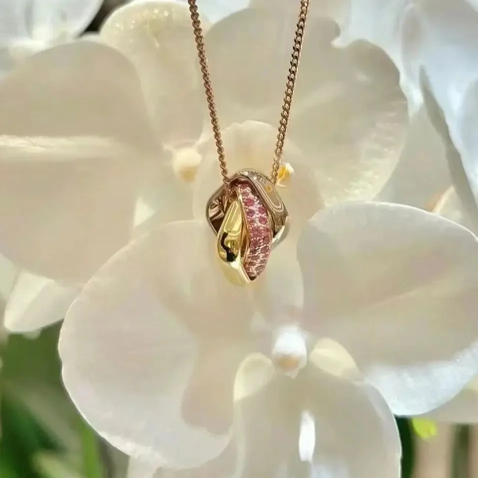 New 2024 Trend Classic High Quliaty Famous Brand Luxury Jewelry Three Rings Necklaces For Women Zircons Pure 925 Sliver Gifts
New 2024 Trend Classic High Quliaty Famous Brand Luxury Jewelry Three Rings Necklaces For Women Zircons Pure 925 Sliver Gifts